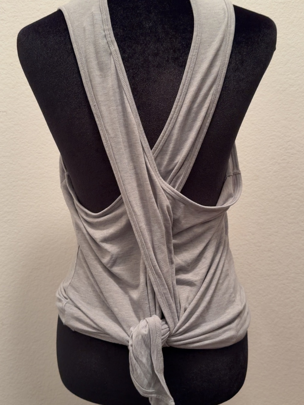 Athleta Gray Sleeveless Cross-Back Tank Top